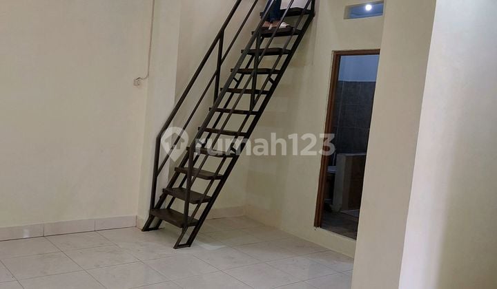 Rumah Bagus Siap Huni di Taman Palem Lestari