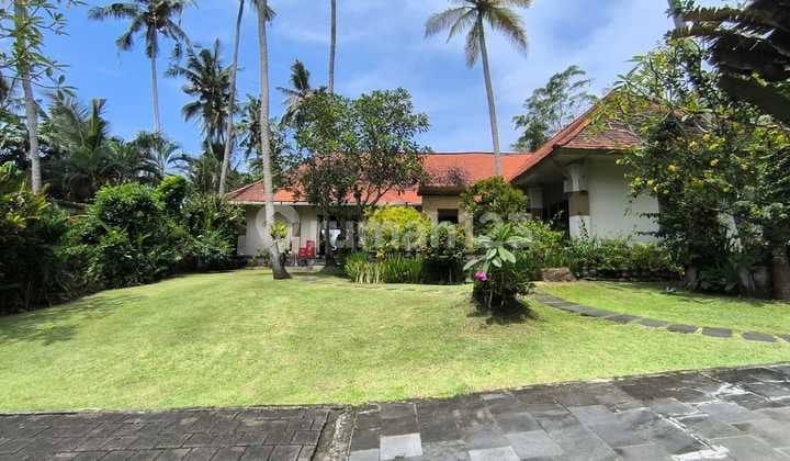 Villa For Sale Soka Location