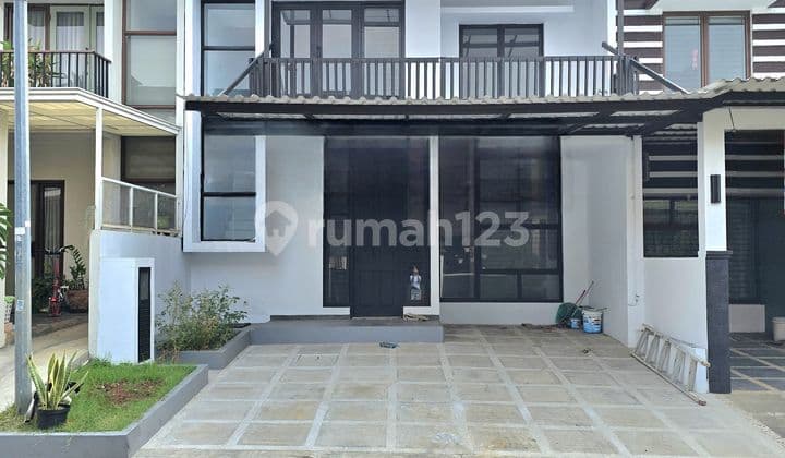 Rumah 2 Lantai Dalam Cluster Lokasi Strategis di Bintaro Sektor 9