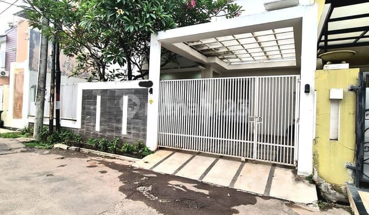 Rumah Minimalis Modern Bebas Banjir Terawat Di Bintaro Sektor 3A