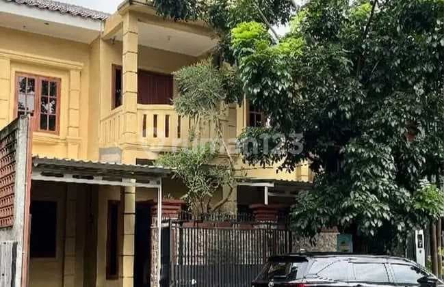 Rumah Lokasi Strategis Lingkungan Aman di Bintaro Jaya Sektor 9