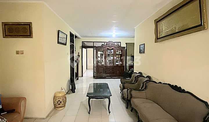 Rumah Bangunan Standart Jaya di Perumahan Bintaro Jaya Sektor 3