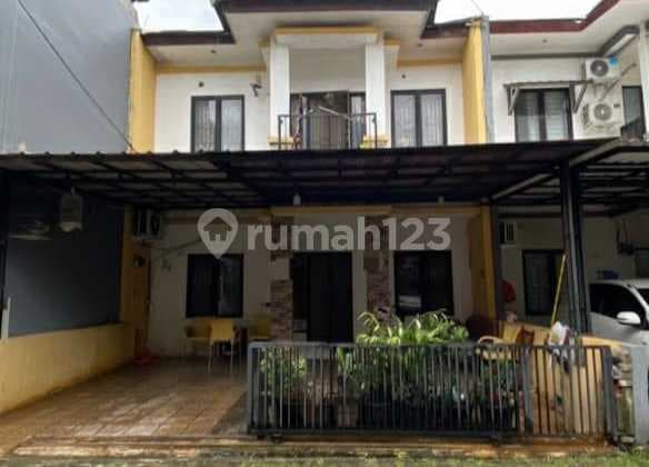 Flood-Free House in a Cluster in the Bintaro Sector 7 Area