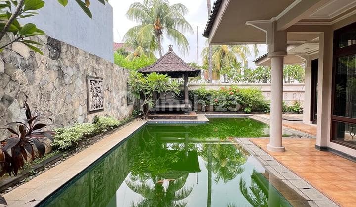 Rumah Limited Row Jalan Lebar Dalam Komplek Di Bintaro Jaya