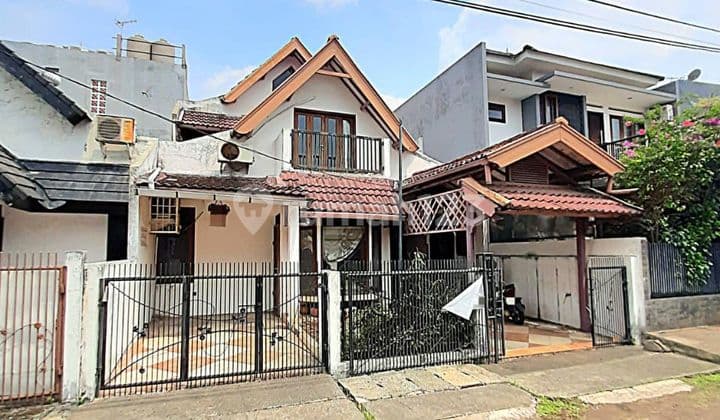 Rumah Standart 2 Lantai Lokasi Strategis di Bintaro Jaya Sektor 5