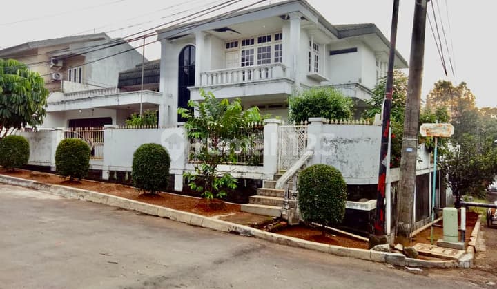 Rumah Pojok Jual Cepat Harga Door Price Dalam Komplek