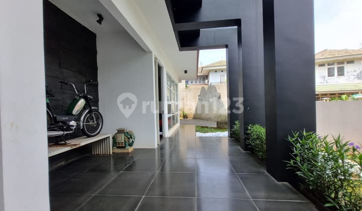 Rumah Siap Huni Halaman Luas Dalam Cluster Sektor 9 Bintaro