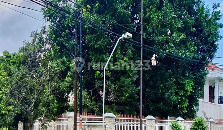 Rumah Pojok Dekat Wali Kota Jakarta Timur Pulo Gebang Turun Harga