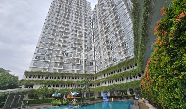 Quick sale. Semi-furnished apartment at Altiz Bintaro Jaya.