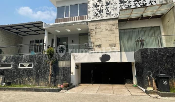 10 Minutes Walk to MRT Cipete Station Furnished House