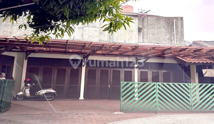 Rumah Butuh Renovasi Pakubuwono Kebayoran Baru