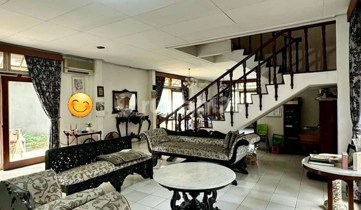 Strategic Location House in Haji Nawi, Near MRT Station, JIS, Negotiable Price