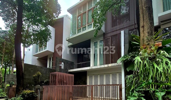 Bangunan 3 Lantai Di Simprug, Dkt Senayan, Nego Sampai Deal