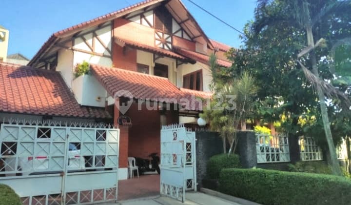 East-facing Unit in Pondok Indah Near Jis, Rspi, Pim