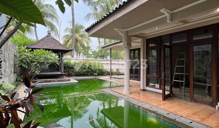 Rumah Hitung Tanah Jarang Ada Dalam Cluster Premium Sektor.9 Bintaro Jata