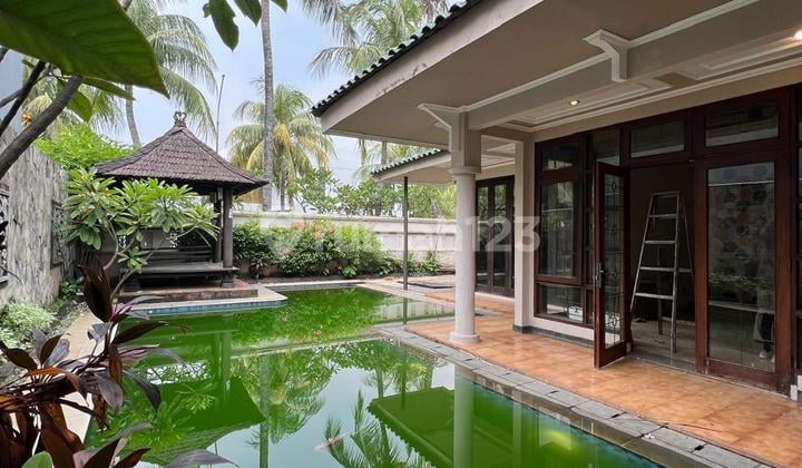 Rumah Hitung Tanah Jarang Ada Dalam Cluster Premium Sektor.9 Bintaro Jata