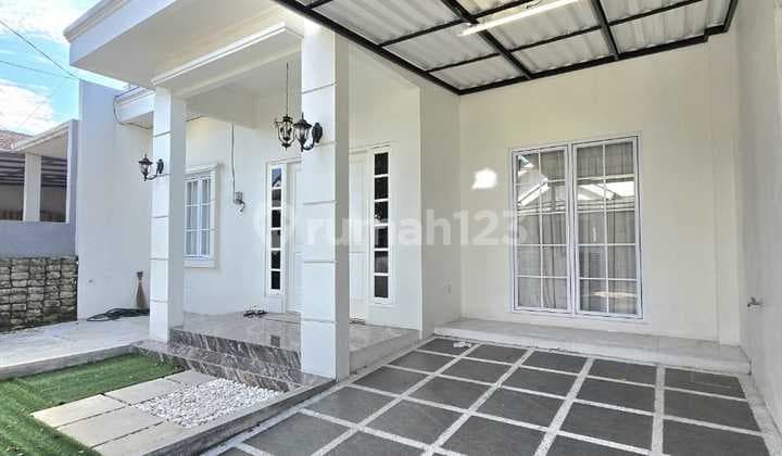 Rumah Cantik Baru Renovasi Lokasi Strategis Di Bintaro Sektor 3