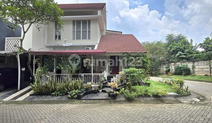 Rumah Hoek Bebas Banjir Harga Menarik di Bintaro Sektor 9