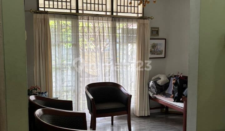 Rumah Hoek Dalam Cluster One Gate System Di Bintaro Sektor 9