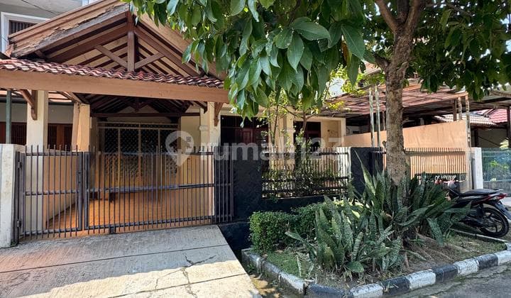Rumah Terawat Lokasi Strategis di Perumahan Bintaro Jaya Sektor 3