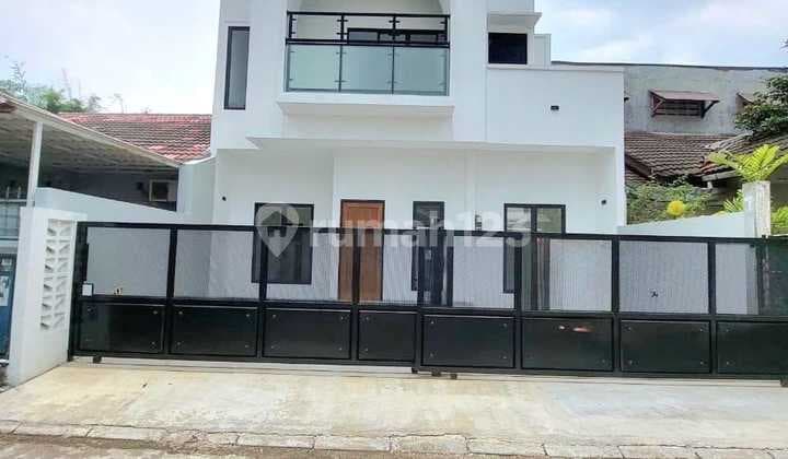 Rumah Baru 2 Lantai Desain Modern Lokasi Strategis di BSD