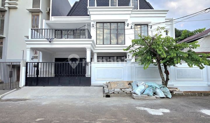 New House with Private Swimming Pool in Bintaro Jaya Sector 9