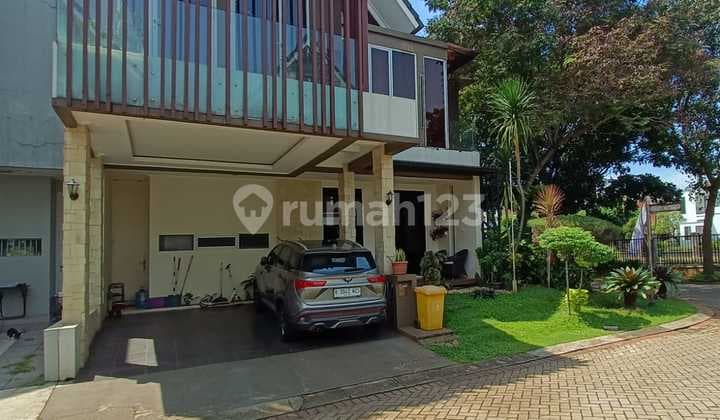 Rumah Posisi Hoek Sudah Renovasi di Cluster Bintaro Jaya