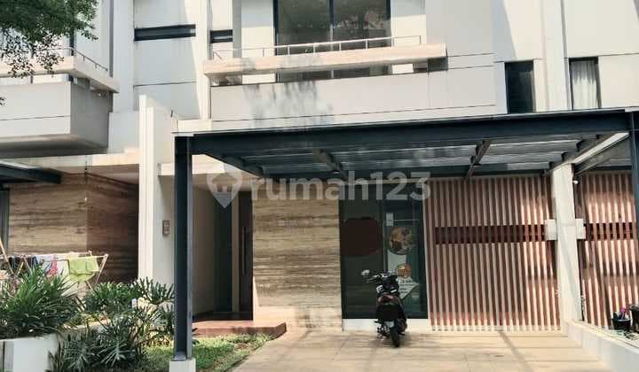 Rumah Bagus Lokasi Strategis di Cluster Bintaro Jaya Sektor 7