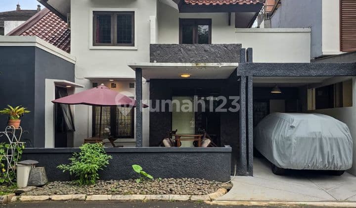 Rumah Depan Taman Lokasi Strategis di Bintaro Jaya Sektor 9