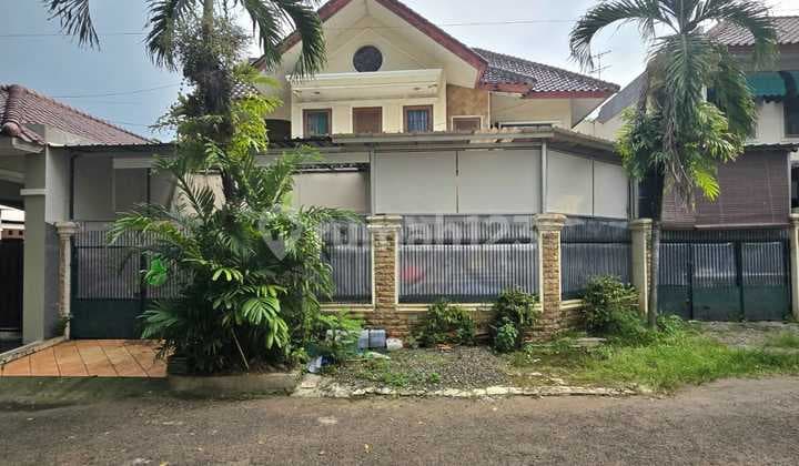Rumah Hitung Tanah Lokasi Strategis Harga Menarik di Bintaro Jaya