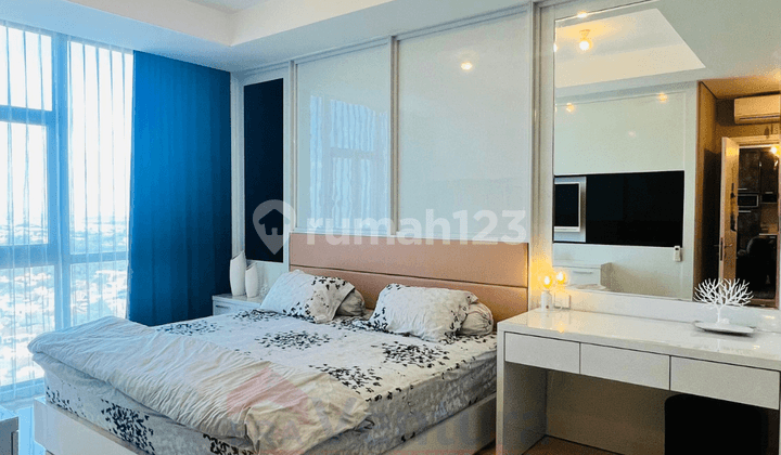 For Rent LUX Voila Apartment Ciputra World, near Mayjend Sungkono, HR Muhammad, Shangri-La Hotel, Dukuh Pakis, Bukit Darmo, Central Surabaya