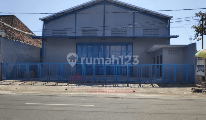 For Rent Warehouse & Commercial Land in the Center of Pasuruan City
