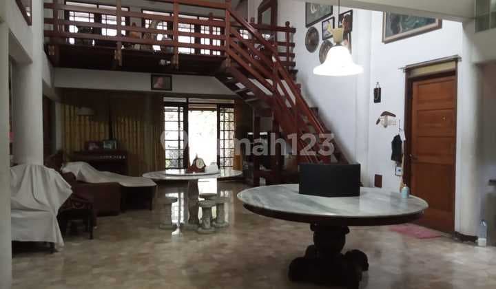 Disewakan Rumah Raya Darmo Permai Timur Dekat Bukit Darmo, Dukuh Pakis, Dukuh Kupang, Kupang Indah, Tol Satelit, Mayjend Sungkono, Hr Muhammad