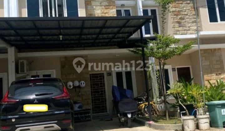 Rumah 2 Lantai Bagus SHM Rumah 2 Lantai Bagus SHM