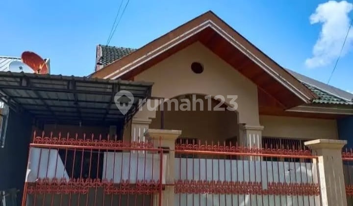 Strategic House