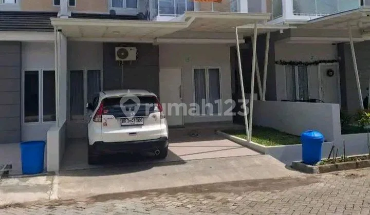 Two-story House Two-story House