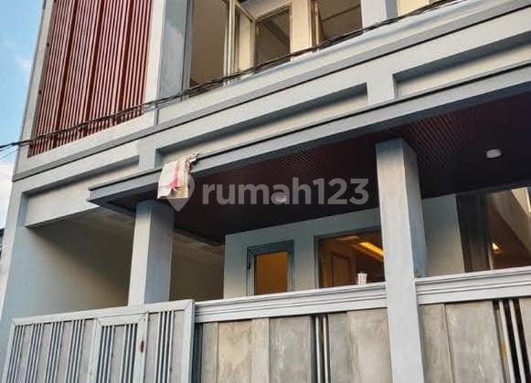 CA850 DIJUAL RUMAH BARU SIAP HUNI SHM DI MANUKAN INDAH