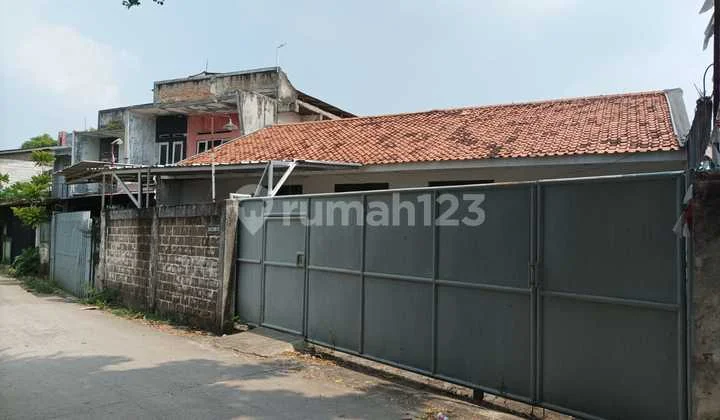 Rumah 1 Lantai di Kavling Deplu Ciledug