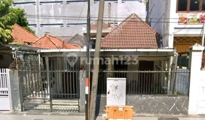 Commercial House Rent 150M Central Surabaya Suitable for Cafe Business etc. Commercial House Rent 150M Central Surabaya Suitable for Cafe Business etc.