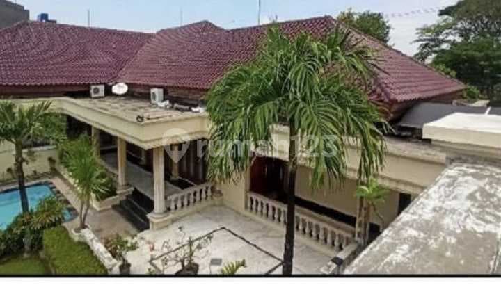 Rumah Mewah & Hoki di Surabaya Jemur Andayani Model Crazy Rich Megah