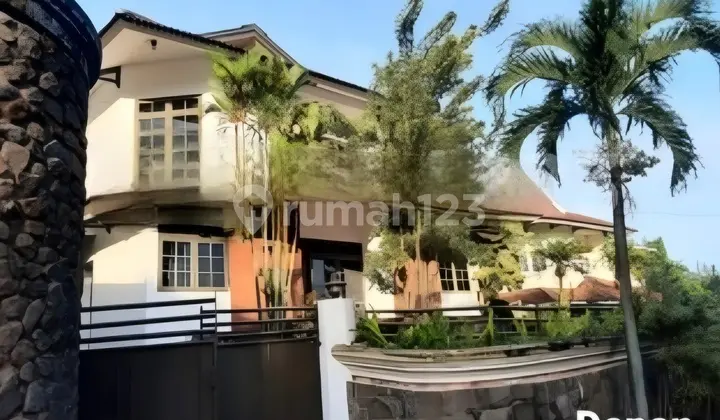 Villa Murah 1 M-An di Tretes Furnish Jual Cepat Lokasi Strategis
