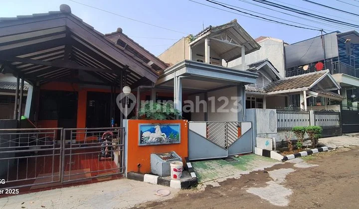Dijual Rumah 2 Lantai Jl Wijaya Kusuma Taman Yasmin Sektor 1
