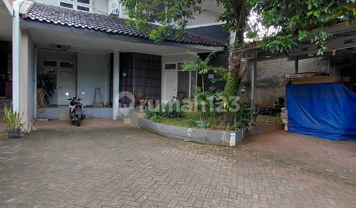 Well-Maintained House Below Market Price in Cipete, South Jakarta