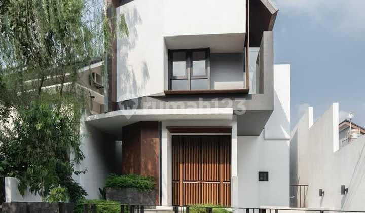 Rumah Minimalis Modern Private Pool Lingkungan Asri di Cilandak Dekat Tol Tb.simatupang dan Citos