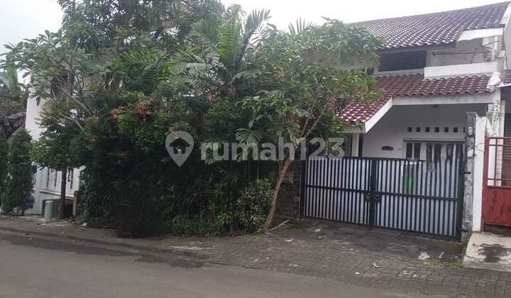 Rumah Cantik Terawat Dalam Komplek Elit Terdepan Di Cinere Dekat Mall Cinere