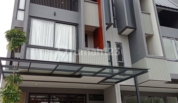 Modern Contemporer House Townhouse Di Pondok Labu, Fatmawati Dekat One Belpark