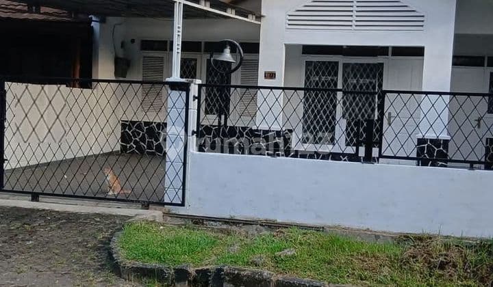 Disewakan Rumah 1 Lantai Terenovasi di Komplek Graha Cinere