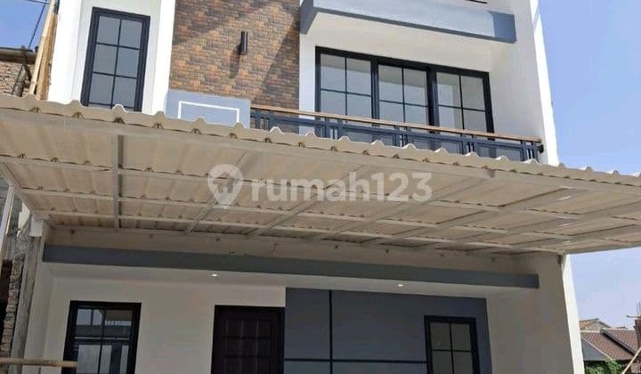 Rumah Bata Merah 2 Carpot Cipayung Jakarta Timur