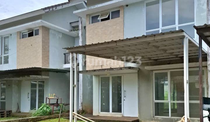 CHEAPEST ROYAL SPRING MAKASSAR. 2 FLOORS. AREA 8x18. 3 BEDROOMS