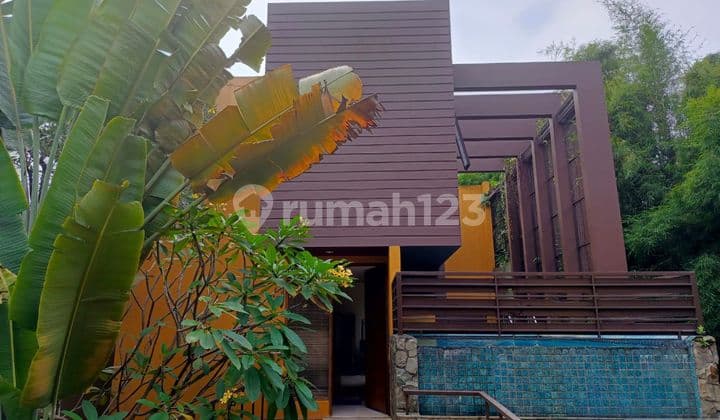 Rumah Murah Private Pool di Kemang Siap Huni Furnished